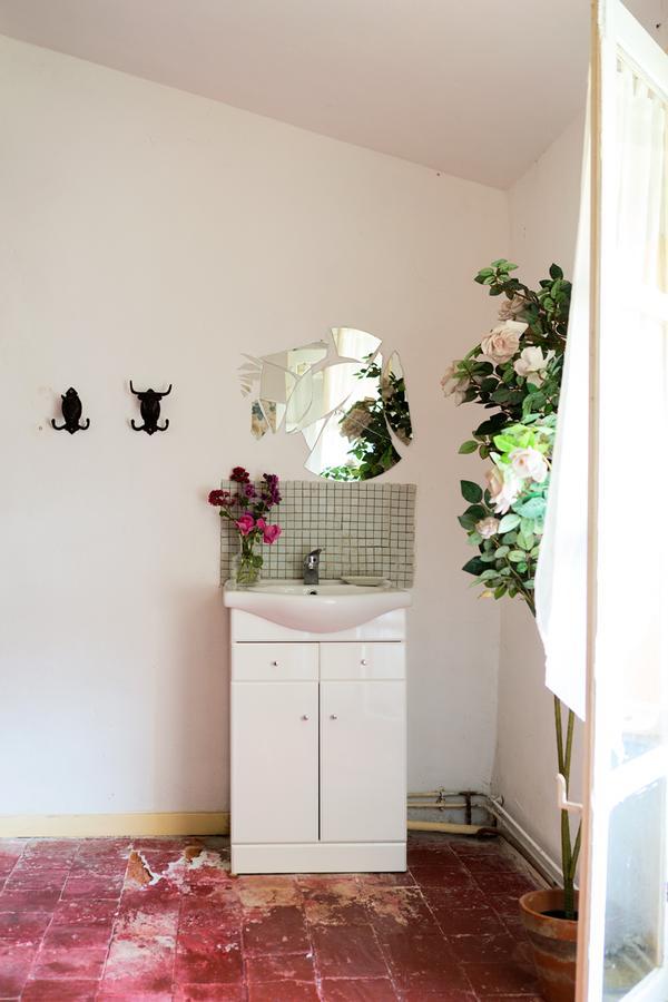 Le Flamant Rouge Guesthouse Peyriac de Mer Bagian luar foto